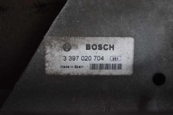 MOTEUR D ESSUIE GLACE CITROEN XSARA PICASSO - Vue 2